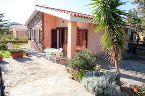 Villa, 2 Bedrooms | Terrace/patio - Villette indipendenti con Giardino (San Teodoro)
