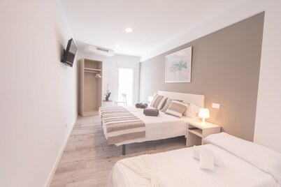Blu Hostal Diana