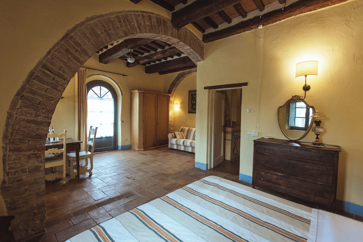 Habitación familiar, en la zona del patio | 1 dormitorio, ropa de cama hipoalergénica, caja fuerte