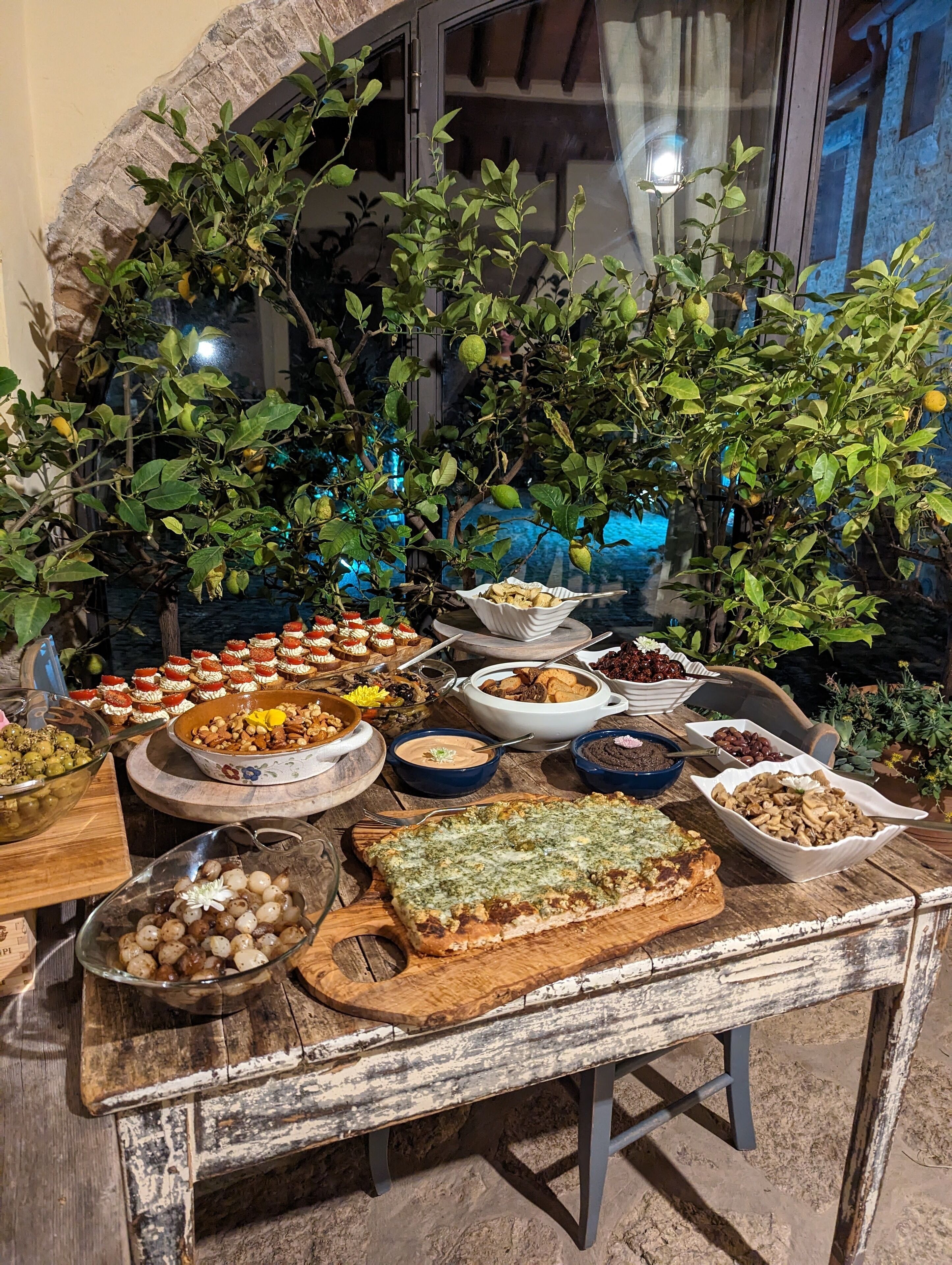 Makanan dan minuman