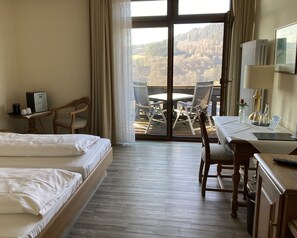 Doppelzimmer, 1 Doppelbett und Schlafsofa