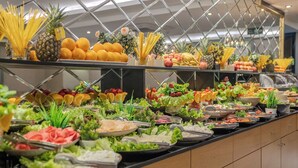 Desayuno bufé gratuito y diario
