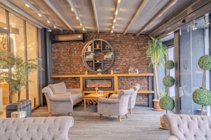 LED TV - Best Garden Hotel (Istanbul)