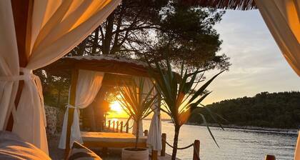 Eco Pebble Bay Beach House