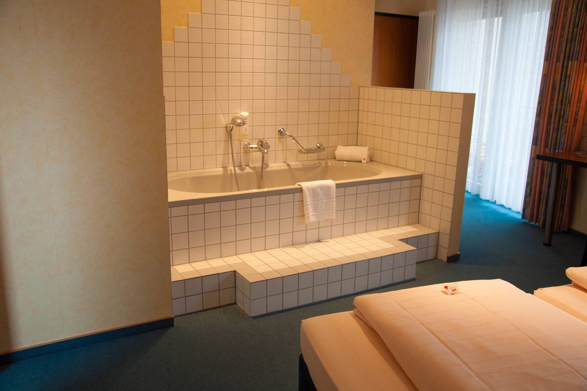 1 bedroom, minibar, in-room safe, desk