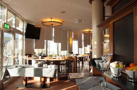 Desayuno buffet incluido todos los días