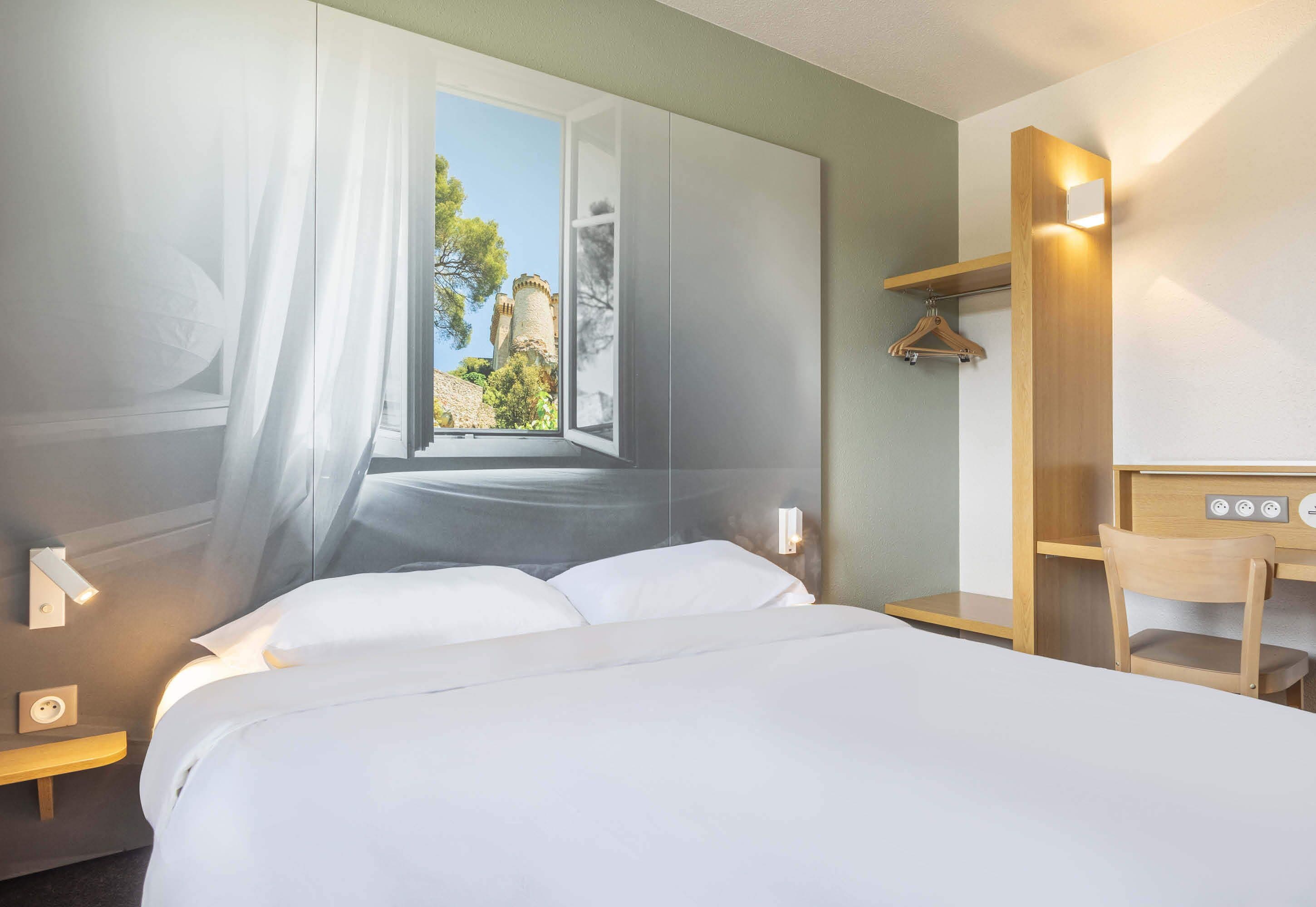 Chambre Double, non-fumeurs | Bureau, chambres insonorisées, Wi-Fi gratuit, draps fournis