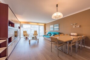 Appartement (Ter Panne 303) | Woonruimte | Flatscreentelevisie