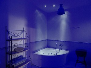 Bathrobes, towels