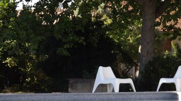 Outdoor pool, pool loungers