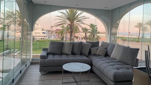 Unclassified image, 3 of 7, button - App ABD (Tetouan)