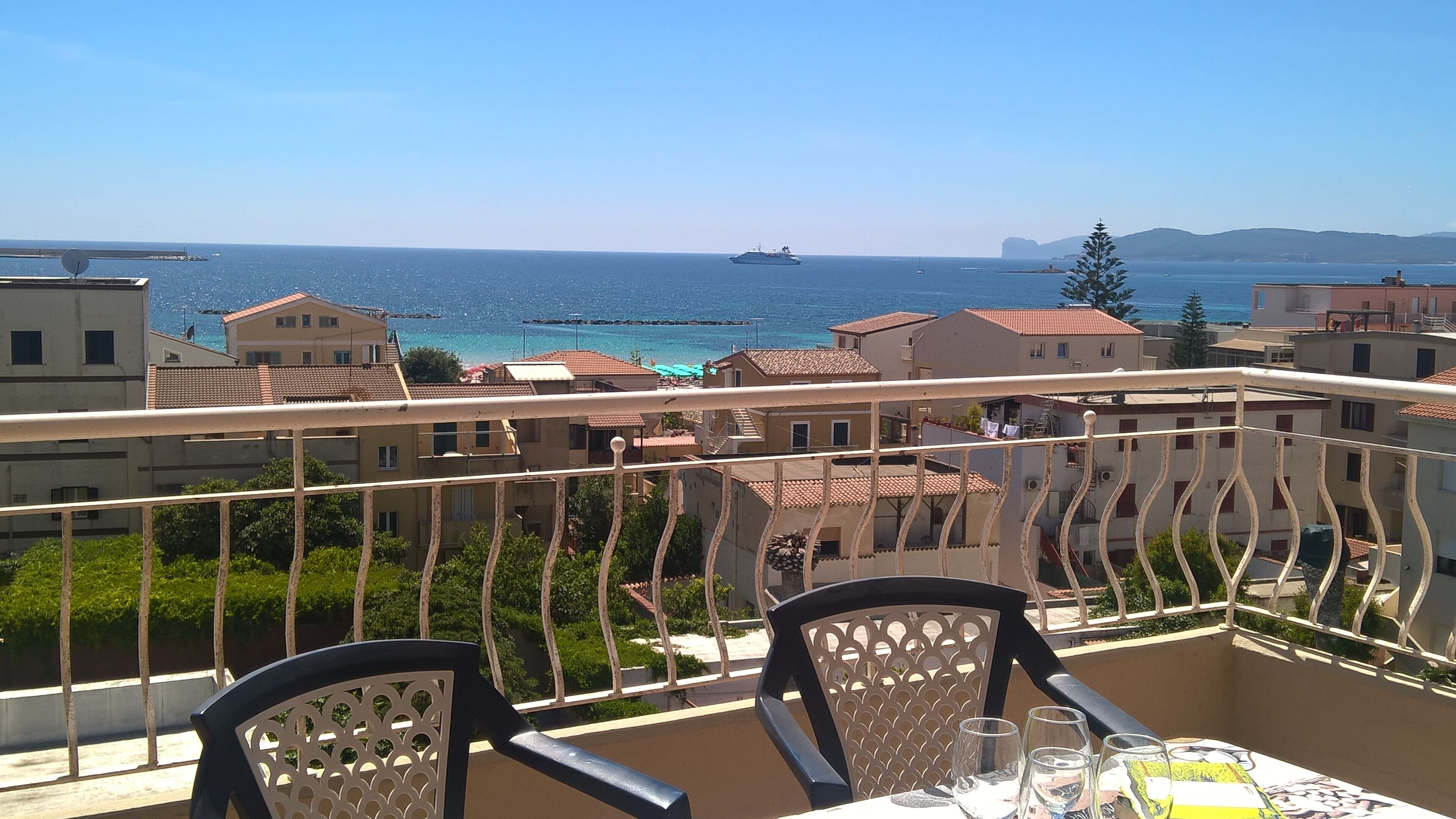 Romantic sea view apartment