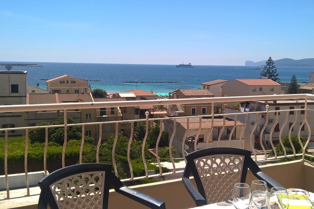 Romantic sea view apartment