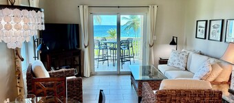 SEA SONG Direct Oceanfront, 2 Kings, 2Bath, Beautiful Ocean Views!