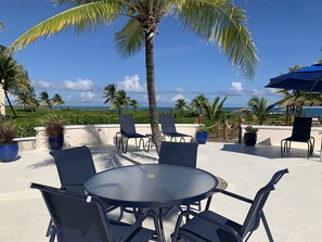 Outdoor dining - SEA SONG Direct Oceanfront, 2 Kings, 2Bath, Beautiful Ocean Views! (Providenciales)