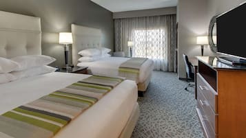 1 bedroom, pillowtop beds, desk, laptop workspace