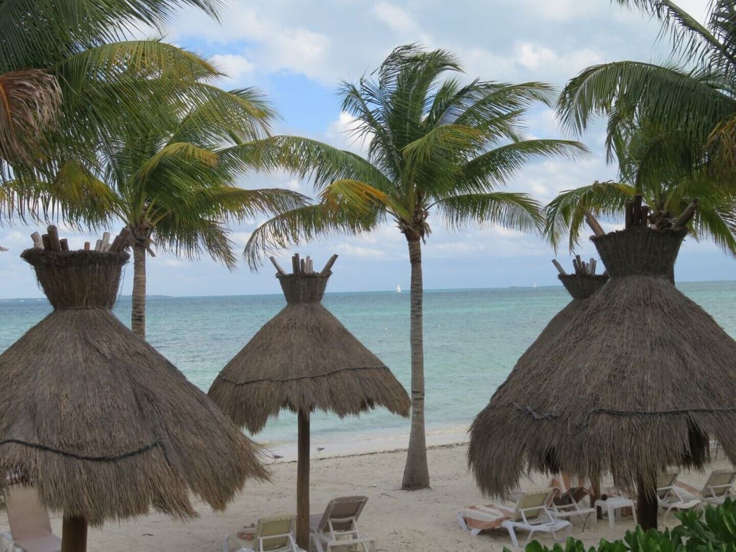 Cancun Villa Del Palmar one bedroom luxury for the whole family.