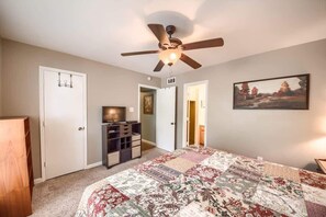 2 Schlafzimmer, Bügeleisen/Bügelbrett, kostenloses WLAN, Bettwäsche