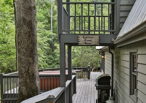Property grounds - Cartecay Canoe House | Ellijay, GA (Ellijay)