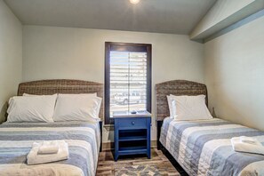 3 habitaciones, tabla de planchar con plancha y wifi gratis 