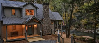 Cartecay Riverfront Luxury Property med overdådige møbler, River Rock Retreat, er sikker på å tilfredsstille.