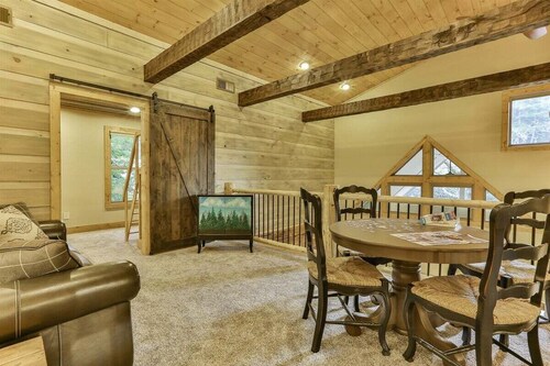 River Rock Retreat | Ellijay, GA