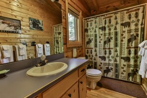 مجففات شعر، مناشف، شامبو