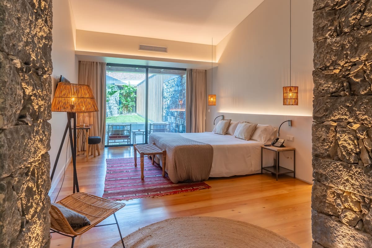 superior double or twin room, connecting rooms, garden view | 1 bedroom, premium bedding, minibar, in-room safe