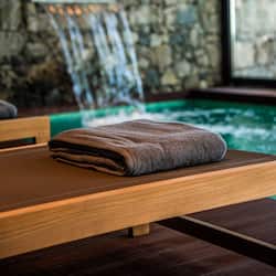Couples treatment room(s), sauna, steam room, hot stone massages