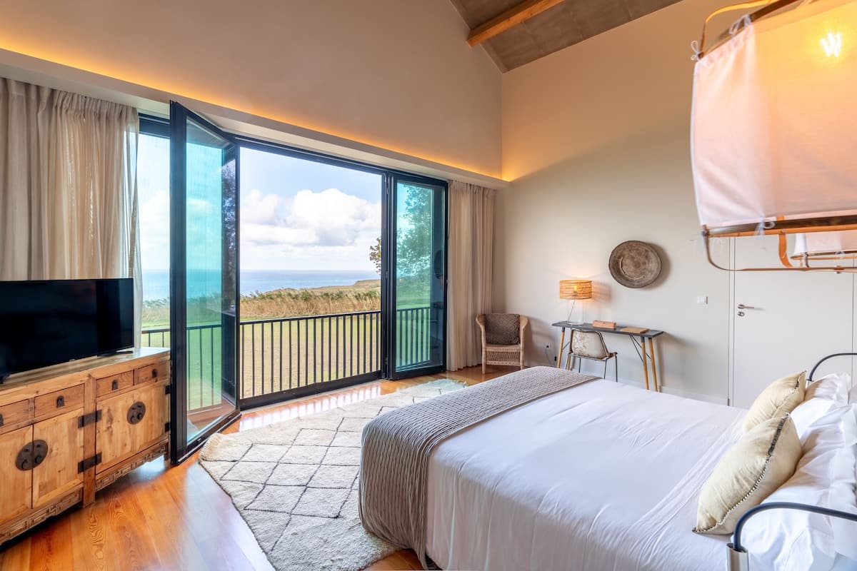 Panoramic Double Room, Sea Facing | Premium bedding, minibar, in-room safe, individually decorated