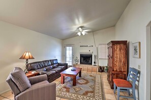 TV, fireplace, books, music library - Tucson Area House w/ Pool Access & Mountain Views! (Tucson)