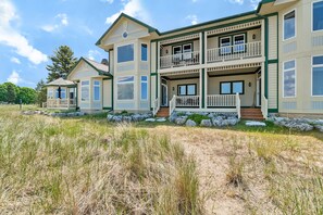 Exterior - Waterfront Condo at Harbor Village (Manistee)