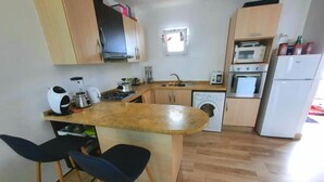 Apartment, 2 Bedrooms, Garden View | Private kitchen - Residence la Cassia Apartment (M'diq)