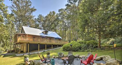 Serene Mableton Cabin - 13 Mi to Downtown Atlanta!