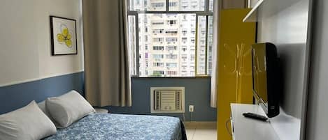 Apartment | Minibar, iron/ironing board, free WiFi, bed sheets