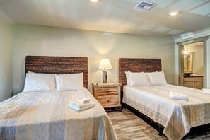 5 slaapkamers, een strijkplank/strijkijzer, gratis wifi, beddengoed