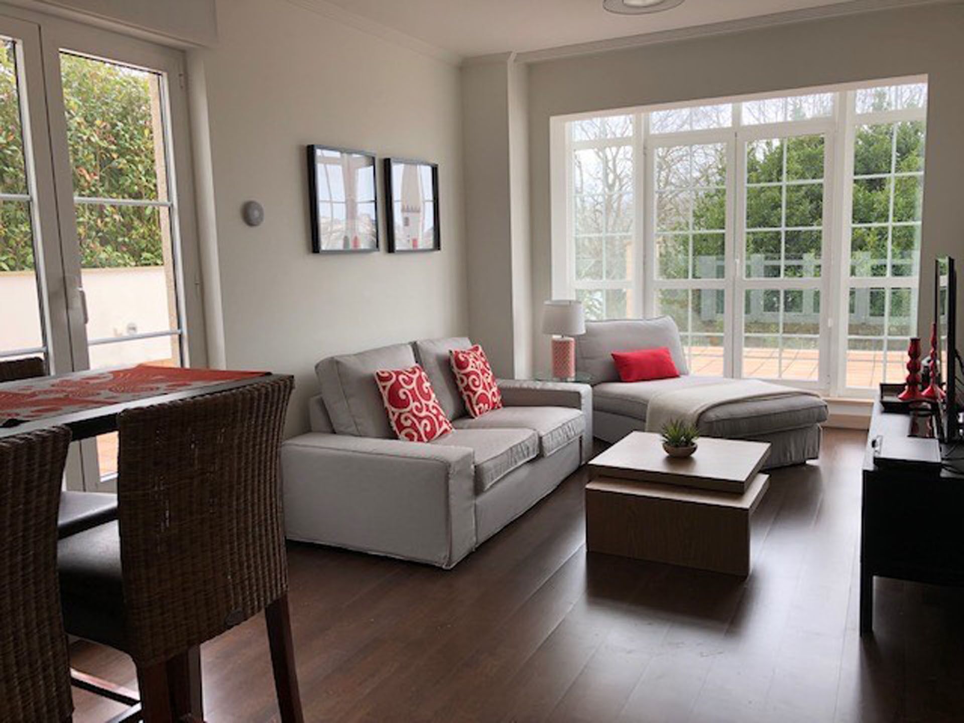 Palace, Garden and Wonderful Water Views