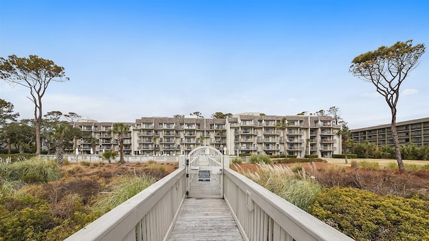 Unclassified image, 1 of 45, button - Ocean One 103 (Hilton Head Island)