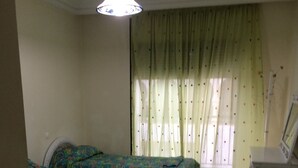 Room - Route de Fnideq Apartment (Allyene)