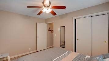 2 bedrooms, iron/ironing board, travel crib, Internet