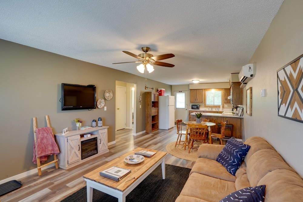 'Sacajawea Suite' w/ Deck: Near Trails & Sites!