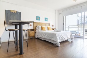 Superior Apartment, 1 Queen Bed, Non Smoking