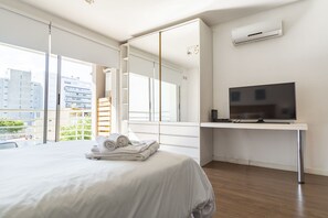 Superior Apartment, 1 Queen Bed, Non Smoking