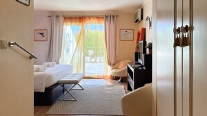 1 bedroom, iron/ironing board, free WiFi, bed sheets