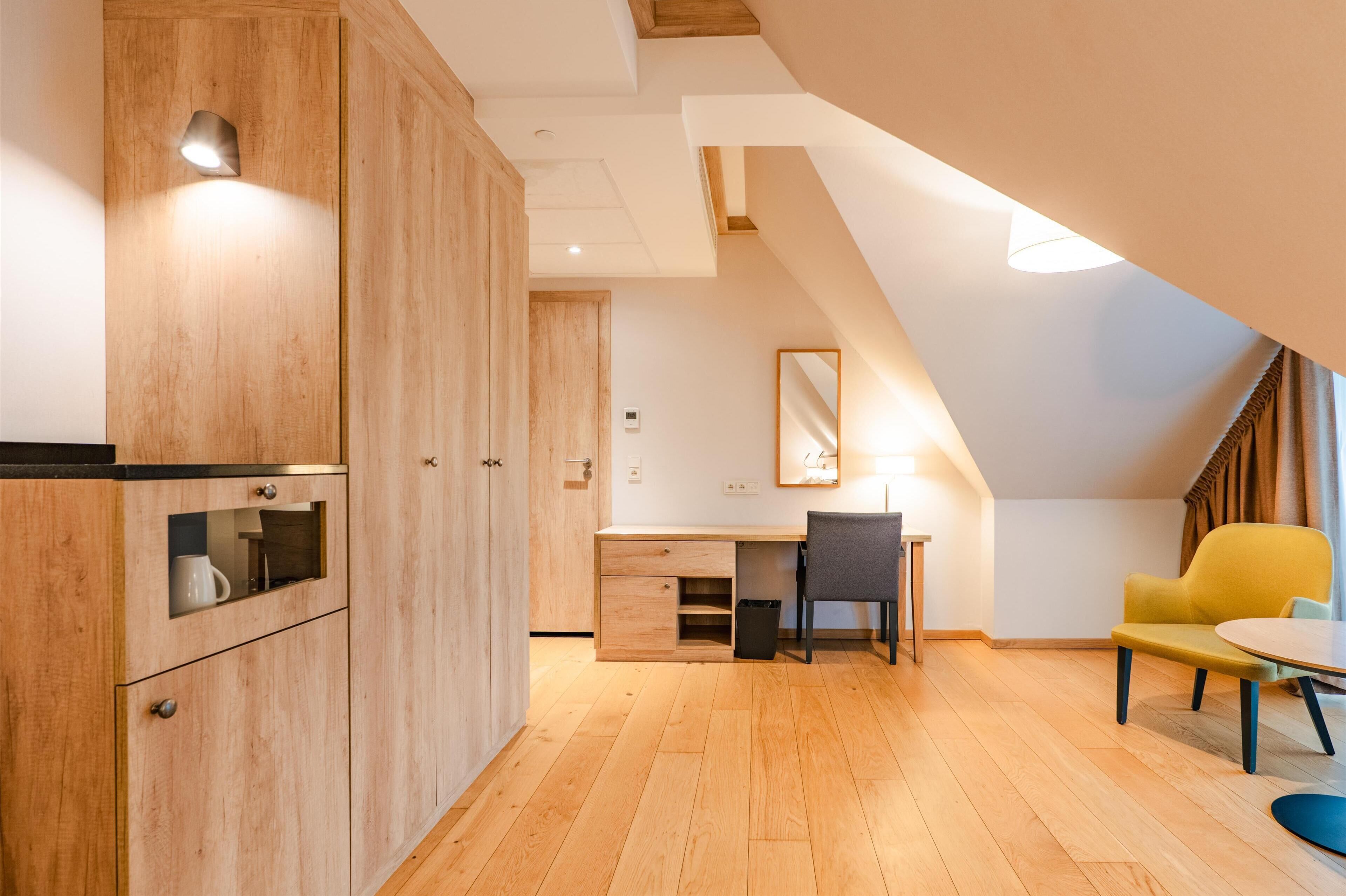 minibar, in-room safe, desk, iron/ironing board