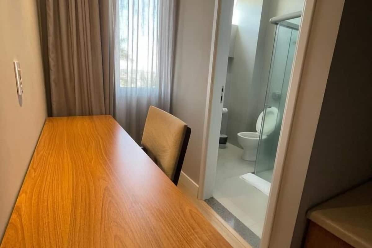 1 bedroom, blackout curtains, soundproofing, free wifi