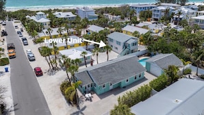 A coastal residential area with a marked lower unit. - Sea Spray 2: *Pet-friendly *Steps to the beach *Close to shops, restaurants (Anna Maria)