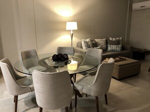 Dining - Departamentos San José (La Paz)