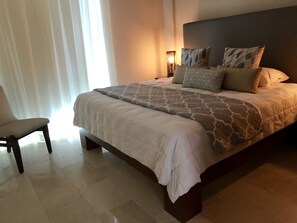 Appartement, Plusieurs lits | 2 chambres, accès au Wi-Fi (inclus), literie fournie