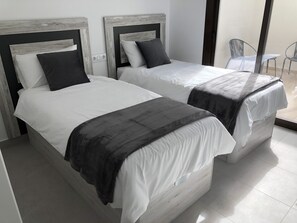 3 camere, una cassaforte in camera, ferro/asse da stiro